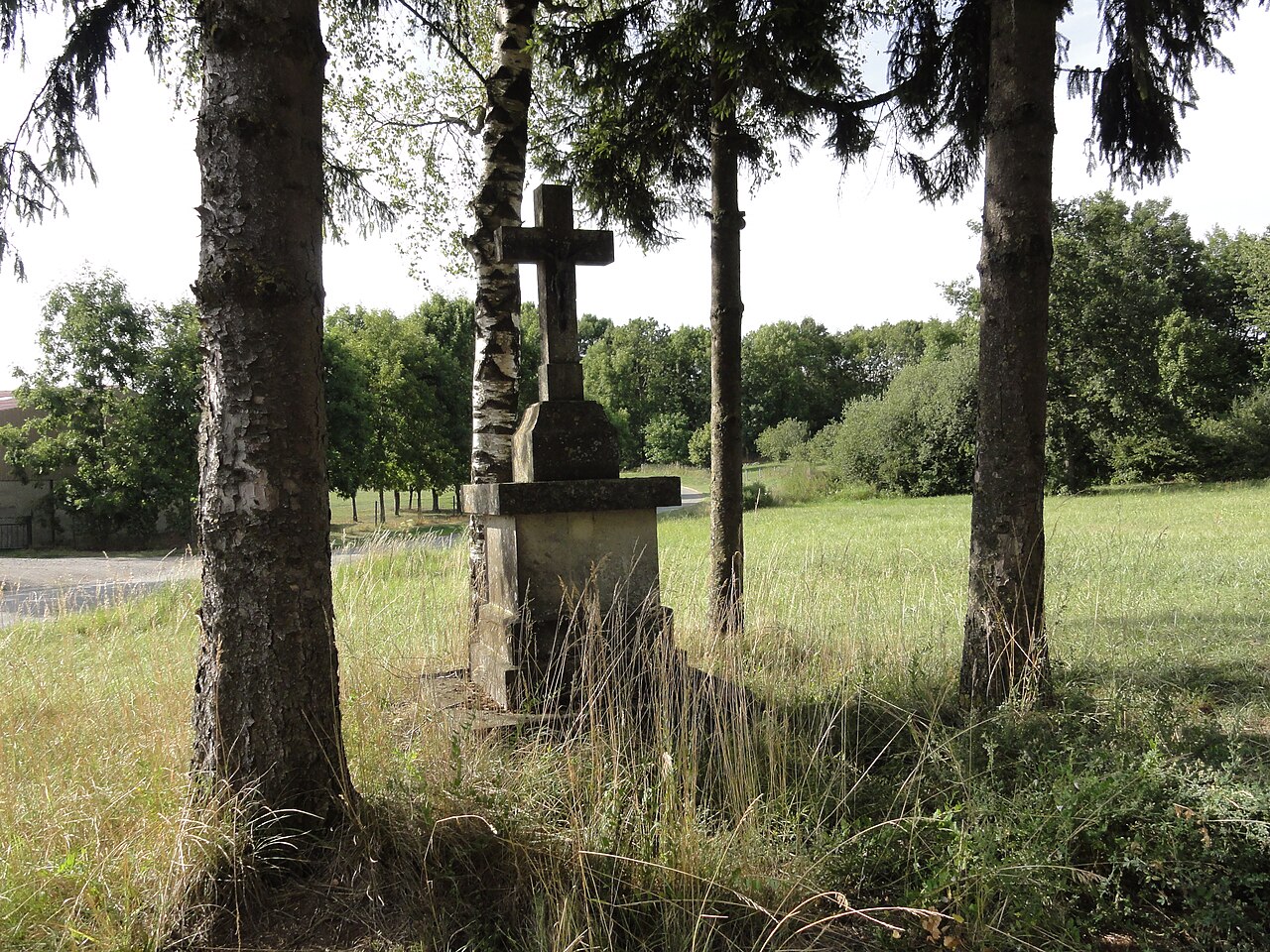 Église fortifiée de Saint-Pierrevillers